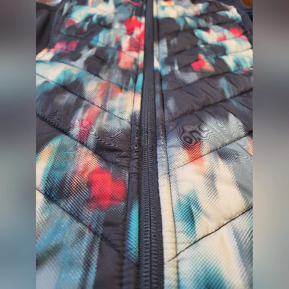 Eddie Bauer Women's Colorful Lightweight Insulated Full Zip Puff Vest Size Small
